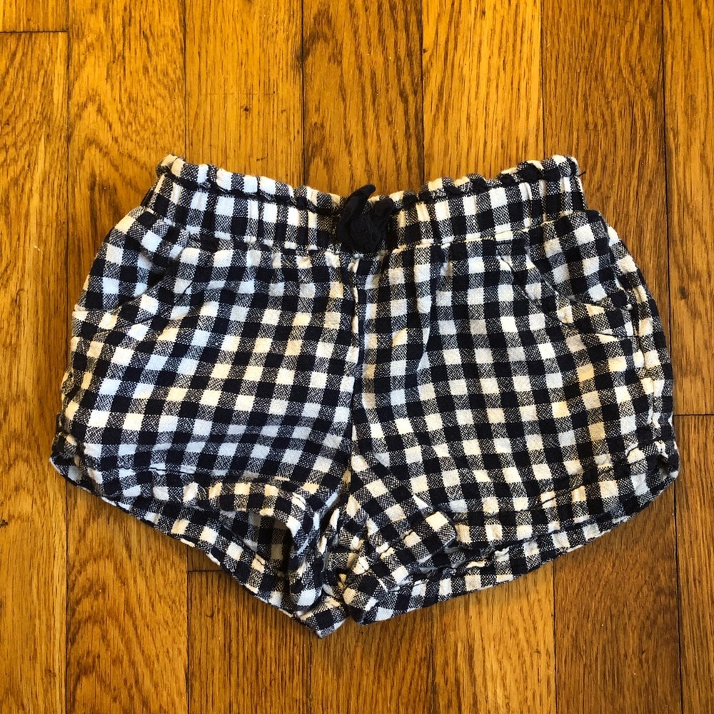 Navy/white girls shorts no stains 2T  make offer